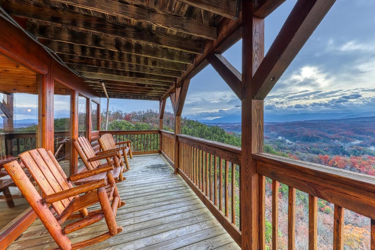 Villa Amidst The Beauty à Pigeon Forge Extérieur photo